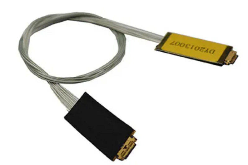 I-PEX 82857-100B-02-D 10Pin极细同轴线束在高速设备中的应用分析